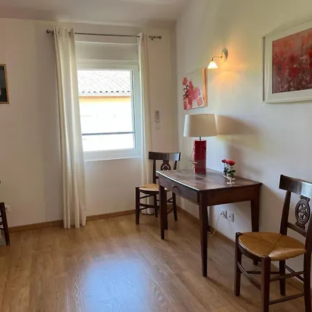 Holiday home Les Cerisiers Binel A Ronsac Aigrefeuille